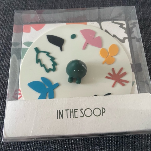 BTS In the Soop mug and lid set (brand new) - Picture 4 of 4